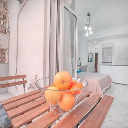 Apartment εστία 10 λεπτά από την ακρόπολη Athens